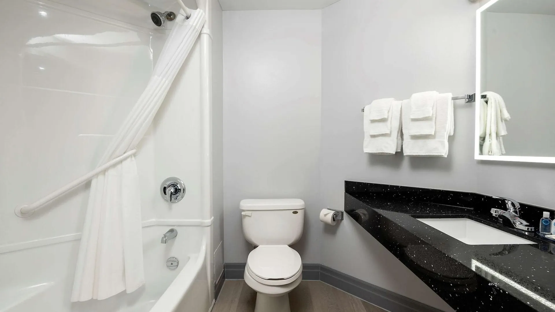 Comfort Hotel Niagara Falls