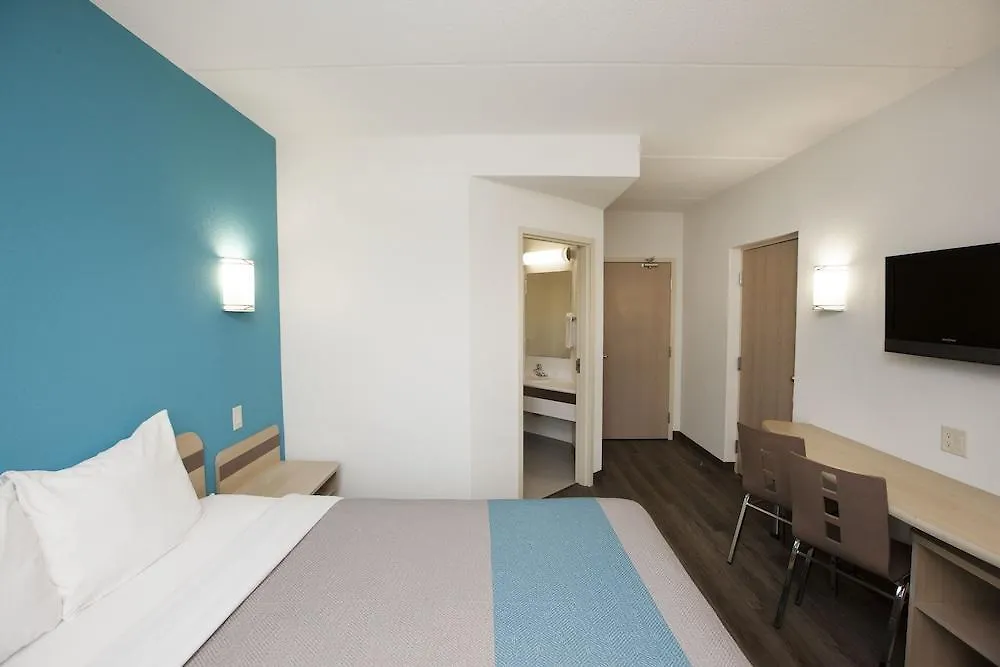 ***  מפלי הניאגרה Comfort Hotel קנדה